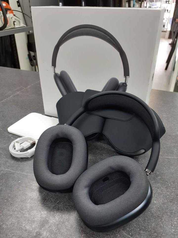 Apple AirPods Max第2世代 / USB-C / A3184ブル Genuine Apple Airpods Max Gen2 A3184 USB C with Smart Case